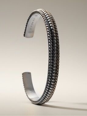 TAHE genuine Native American made artisan bracelet